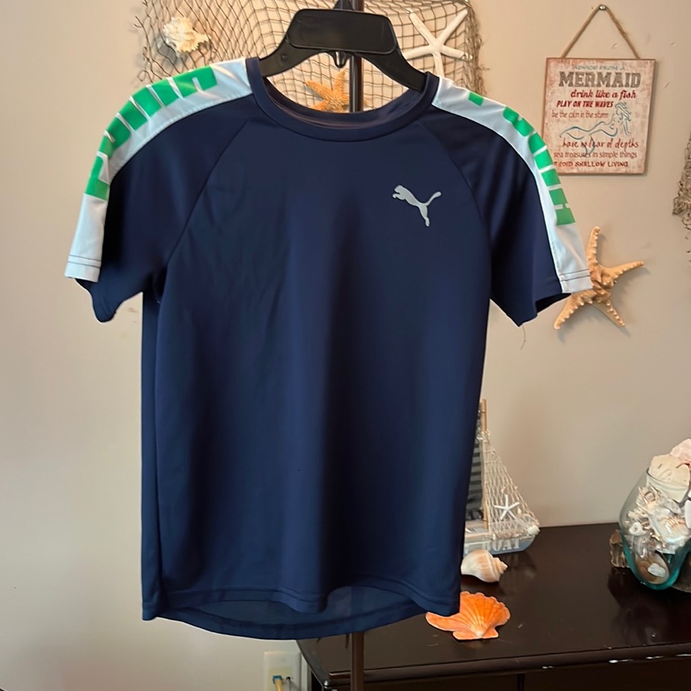 Boys Large Puma shirt